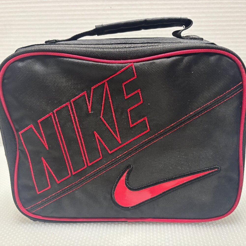 Nike Insulated Lunch Bag - Excellent Condition - Preowned - 2175
